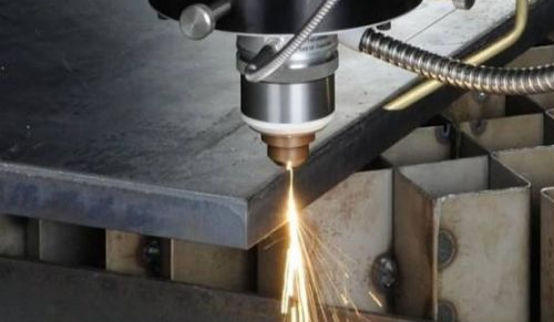 東莞碳鋼光（guāng）纖激光切割機