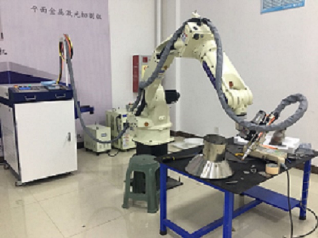 三維機械手激（jī）光（guāng）切割機設備（bèi）