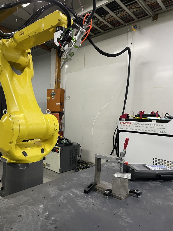 三維（wéi）激光切割機