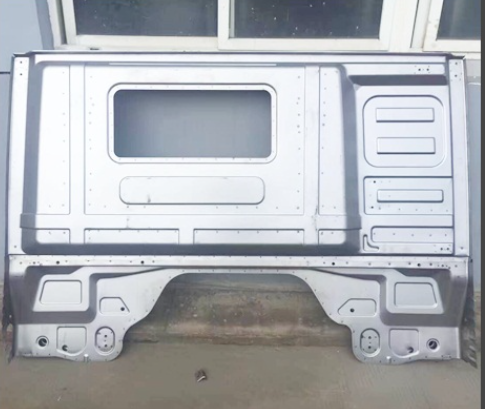 機械手（shǒu）激光切割樣品