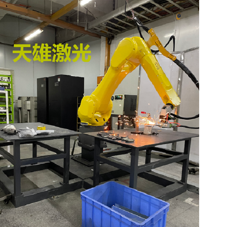 三（sān）維激光（guāng）切割機