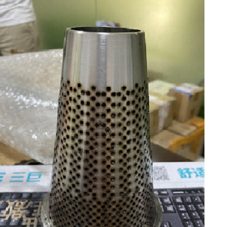 機械手激光切割（gē）機切割樣品